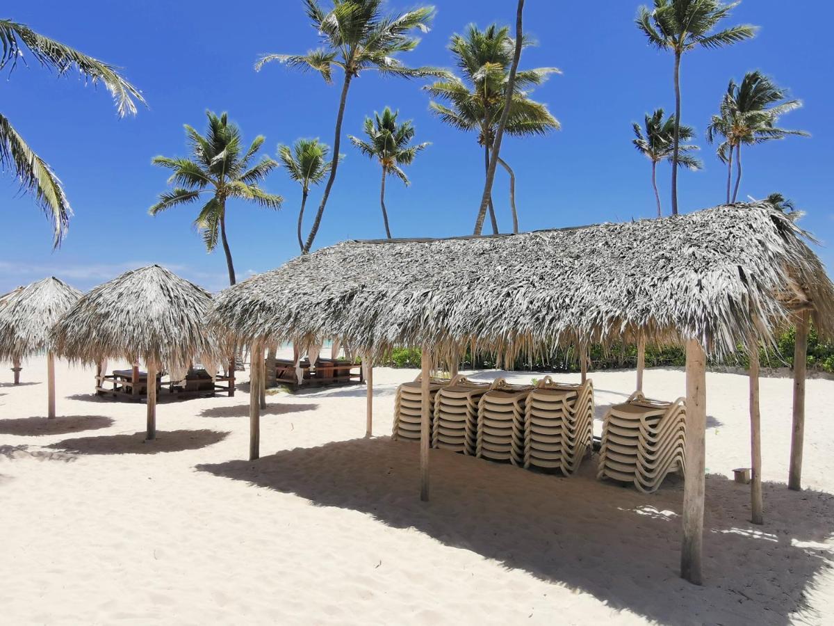 Sol Caribe Suites - Playa Los Corales - Beach Club, Wifi, Swimming Pool - Calle Aruba Пунта Кана Екстериор снимка