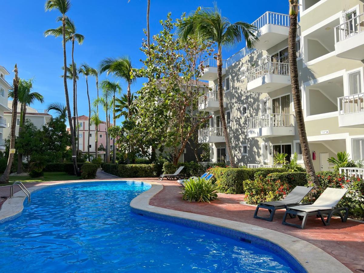 Sol Caribe Suites - Playa Los Corales - Beach Club, Wifi, Swimming Pool - Calle Aruba Пунта Кана Екстериор снимка