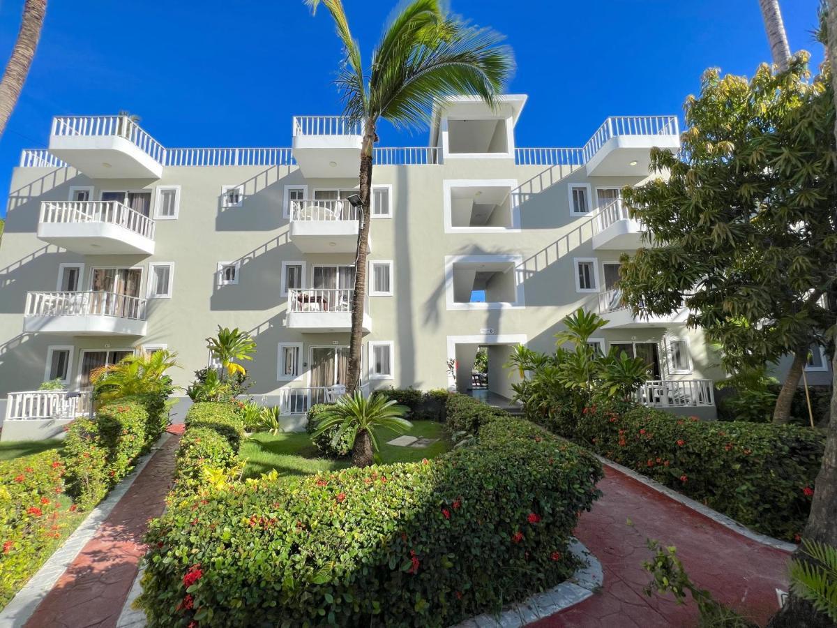 Sol Caribe Suites - Playa Los Corales - Beach Club, Wifi, Swimming Pool - Calle Aruba Пунта Кана Екстериор снимка