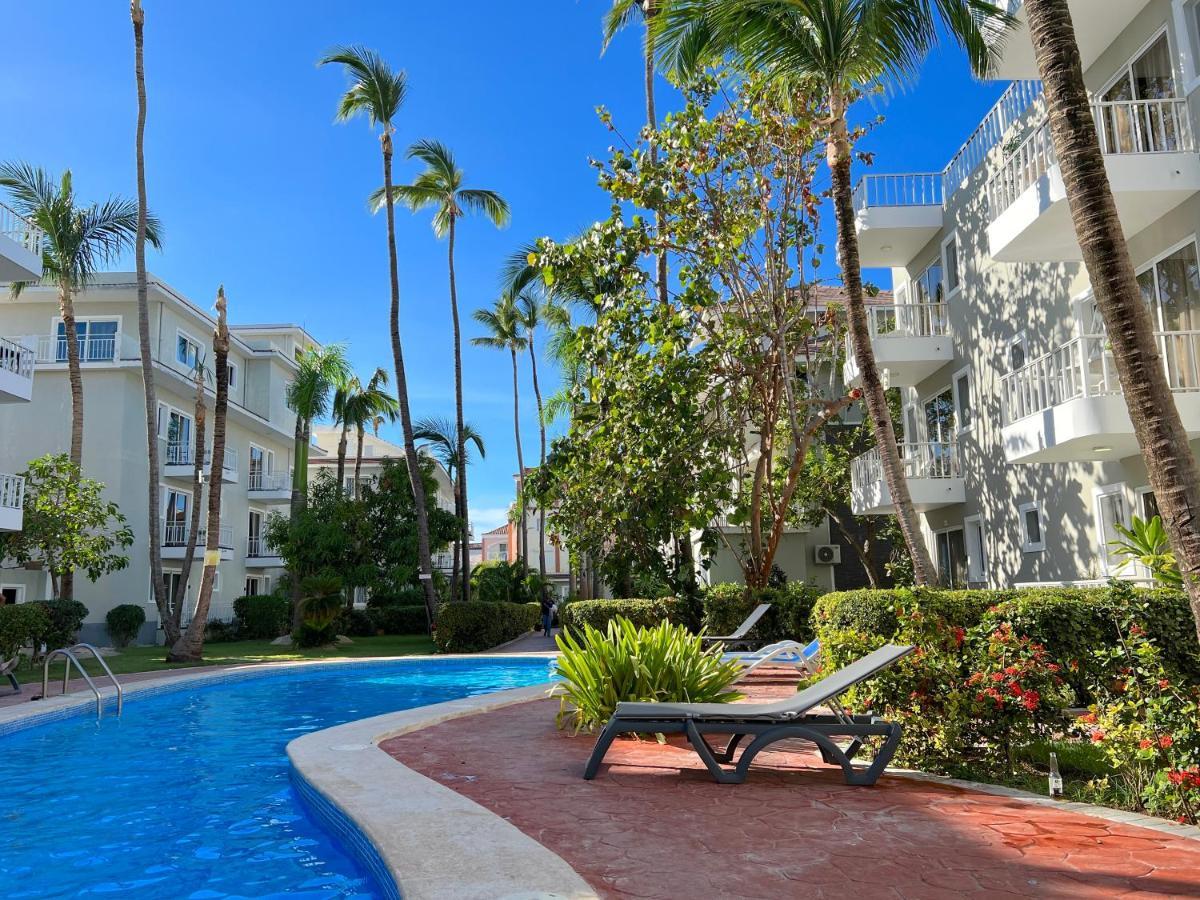 Sol Caribe Suites - Playa Los Corales - Beach Club, Wifi, Swimming Pool - Calle Aruba Пунта Кана Екстериор снимка